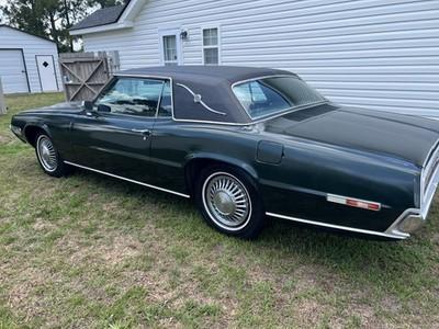 1968 Ford Thunderbird - 8