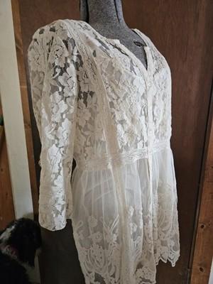 Kyla Seo 2pc. Lace Tunic Size S - 3