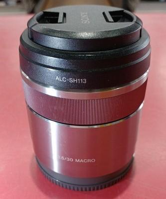 Lens Model SEL30M35 SONY