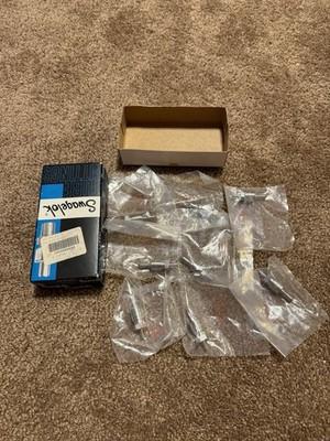 LOT OF 8 SWAGELOK SS-QC4-S-2HC Quick Connect
