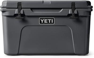 New YETI Tundra 45 Cooler 23 lbs Free shipping