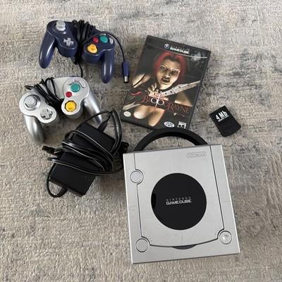 nintendo gamecube console