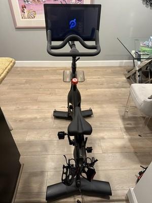 ​Peloton Bike (Original Model) - Excellent Condition