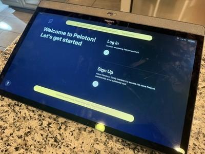Peloton PLTN-TTR01-2 Screen Tablet - Parts Or Repair