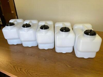 Plastic Water Tank (2.5 gallon - lot of 5)