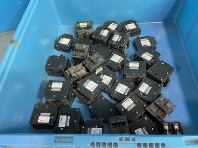 SIEMENS CIRCUIT BREAKERS - 2