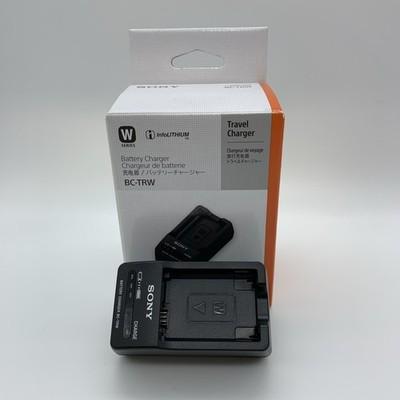 Sony BC-TRW Battery Charger - Charging For NP-FW50