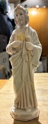 VINTAGE JESUS  9” TALL PORCELAIN FIGURINE MARKED DTC