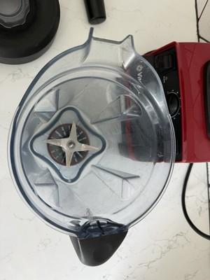 Vitamix VM0102D 5300 64oz. Countertop Blender - Red - 8
