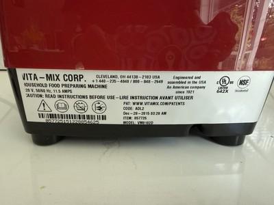 Vitamix VM0102D 5300 64oz. Countertop Blender - Red - 11