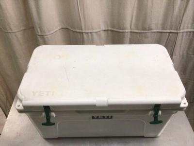 Yeti Tundra YT65W 65-Quart Cooler Box - White - 5