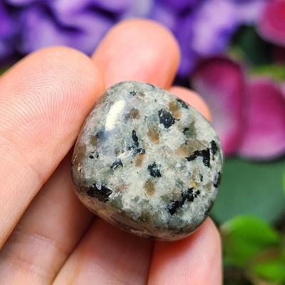 Yooperlite Stone - 8