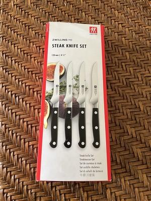 ZWILLING Pro 4.5-Inch Steak Knife Set of 4