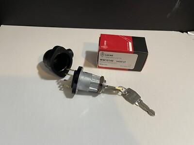 1967-70 TRIUMPH T120 TR6 LUCAS NEW IGNITION SWITCH & BOOT 650 500 BONNEVILLE