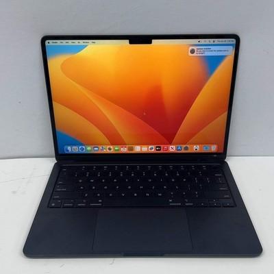 2022 Apple MacBook Air 13.6" M2 8C GPU 3.5GHz 8GB RAM 256GB SSD A2681