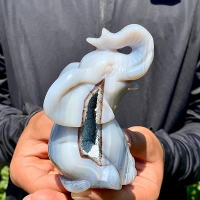 362G Hand Carved Agate Elephant Statue Gemstone Animal Ornament Gift