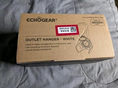 Amazon ECHOGEAR Outlet Hanger for Echo Dot 4th Generation - WHITE NEW IN BOX