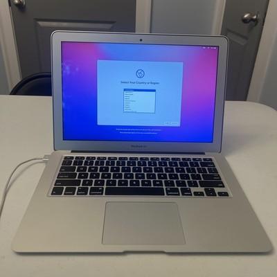 Apple MacBook Air 13.3" 2017 Core i5 1.8ghz 8GB ram 128GB SSD OS Monterey A1466