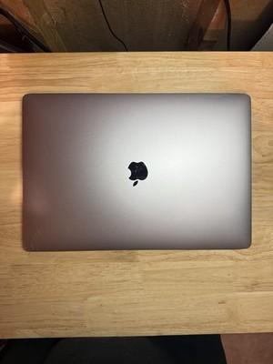 Apple MacBook Pro 16" (512GB SSD, Intel Core 9th Gen., 2.6GHz, 16GB RAM) Laptop