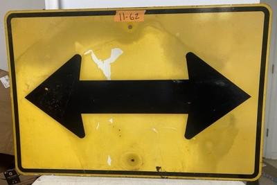 Authentic Road Street Traffic Sign Double Arrow 24"x36". Lot 11-62