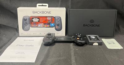 Backbone Controller iPhone w/ Lightning Port TESTED IN BOX