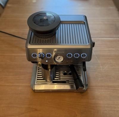 Breville Barista Express BES870XL Espresso Machine w/ Grinder + Accessories