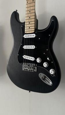 🎸 Donner DST-80 Electric Guitar Bundle Guitarra Electrica Wood Grain | Black