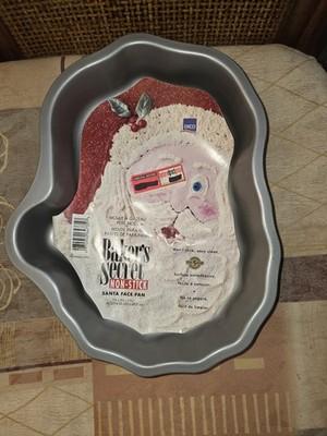 EKCO Bakers Secret Santa Face Cake Pan Non-Stick, Christmas