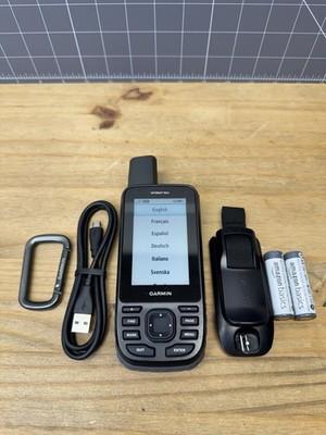 Garmin GPSMAP 66i Handheld GPS and Satellite Communicator Bundle
