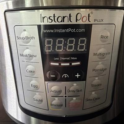 Instant Pot 8 Quart Multi-Use 6-in-1 Programmable Pressure Cooker IP-LUX80