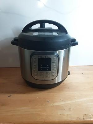 Instant Pot Duo Multi Cooker 60 V3 6Qt 7-in-1 Pressure Steam Stand New No Box
