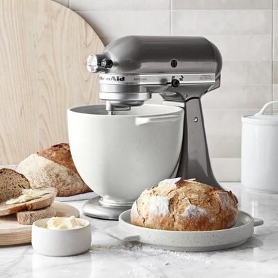 KitchenAid Artisan 5-Qt Tilt-Head Stand Mixer 325W 10-Speed Mixer