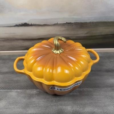 Le Creuset Enameled Cast Iron Figural Pumpkin Cocotte 4 Qt. Persimmon Scuffed OB