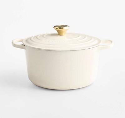 Le Creuset Signature 6.5-Qt. Cream Enameled Cast Iron Deep Round Dutch Oven. NIB