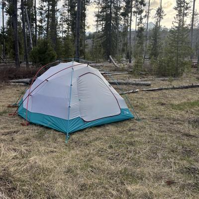 Mountain Hardwear Trango 4P 4-Person Dome Tent 2 Door Waterproof UV Nylon