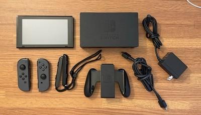 Nintendo Switch V1 HAC-001 UNPATCHED 2016 Low Serial Bundle Dock 128GB SD Case