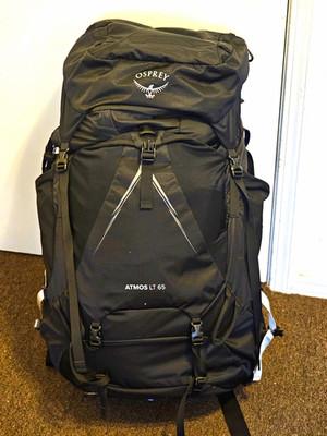 Osprey Atmos AG LT 65L Men's Backpacking Pack Large Black Hip Belt