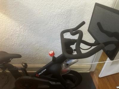 Peloton Exercise Bike Adjustable Indoor Bike with Built-In Screen, Black