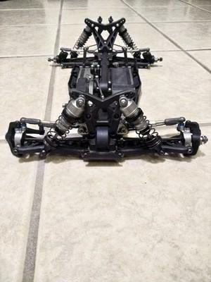 Team Losi (TLR) 22-4 4WD (not xray xb4, associated b84, tekno etc)