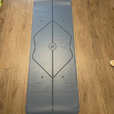 Used Liforme Travel Yoga Mat Non Slip, Lightweight Foldable 2mm, Blue