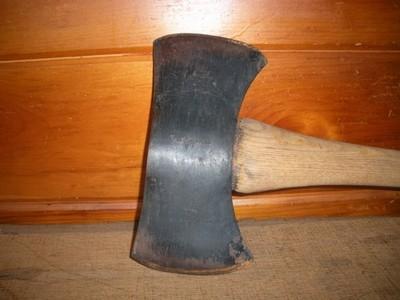 Vintage MANN TRUE AMERICAN Double Bit AXE / Collector Grade Axe