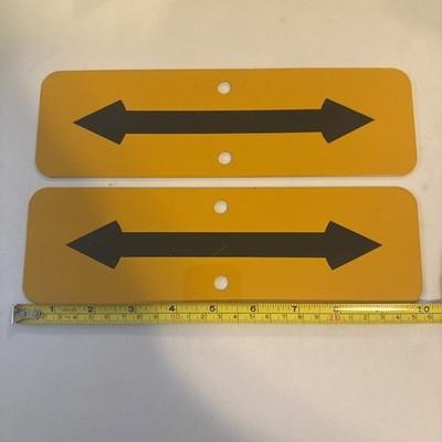 Vintage Original DOUBLE ARROW Left Right 10”x3” Set Of 2! Think Metal Yellow/Bl