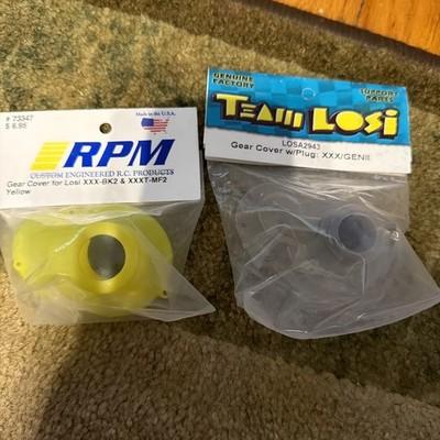 Vintage Team Losi Losa2943 gear Cover With Plug Xxx Gen II Rare With Bonus