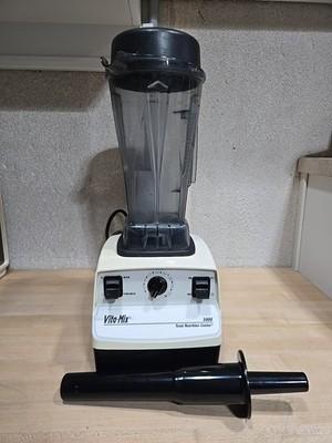 Vitamix Super 5000 VM0103 Total Nutrition 64oz Pitcher Plunger W/ Lid (No Cap)