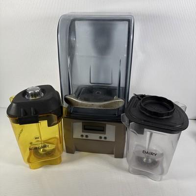 Vitamix The Quiet One VM0145 Commercial Blender Starbucks 2 Jar included- Tested
