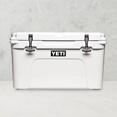 YETI Tundra 35 Hard Cooler Portable Camping Ice Chest Brand New